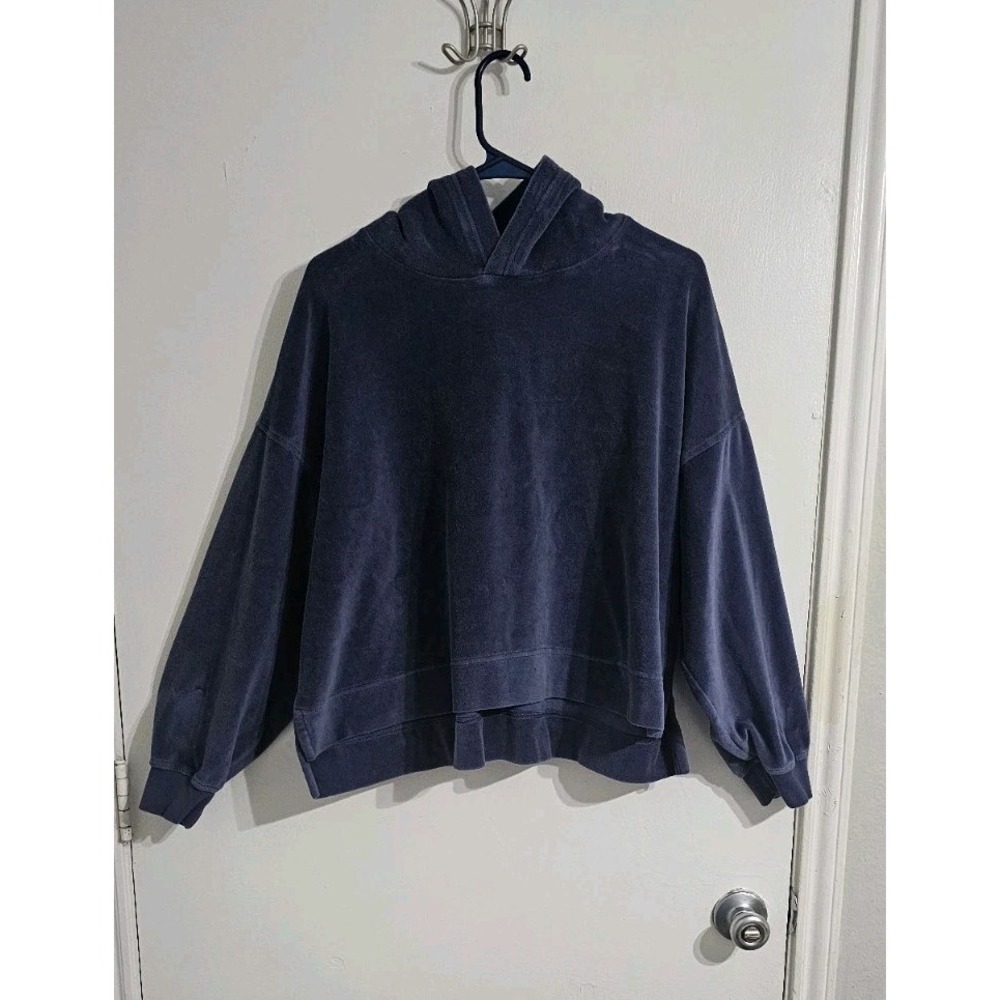 Aerie Velour Cropped Hoodie Sweatshirt Size Medium Blue Minimalist Oversized‎